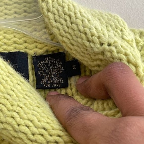 Women's MAG Wool Turtleneck Sweater Vest - Picture 4 of 5